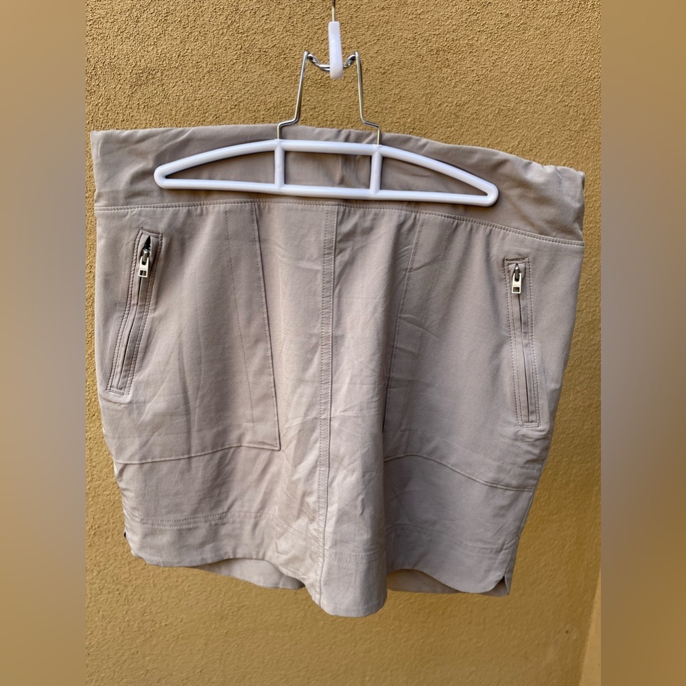 Athleta Khaki Skort size 10